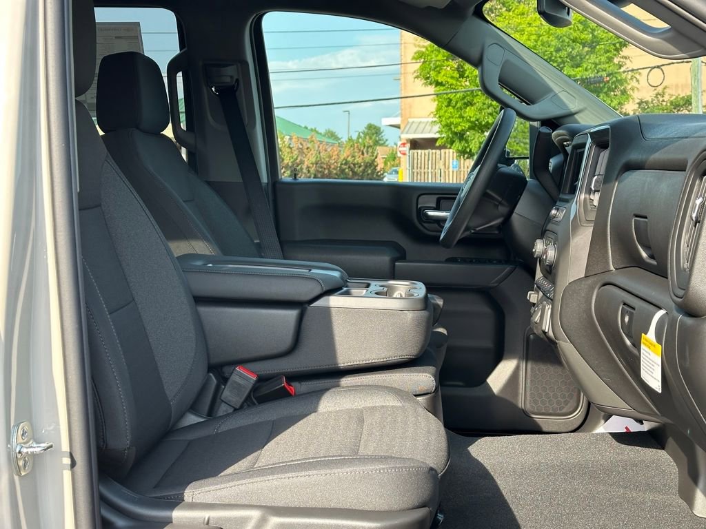 New 2026 Chevrolet Silverado 2500 Custom w/ Custom Value Package AWD/4WD image 19