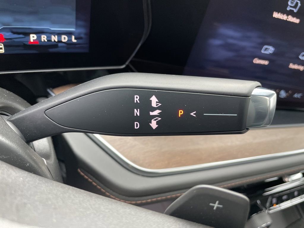 New 2026 Chevrolet Suburban High Country image 18