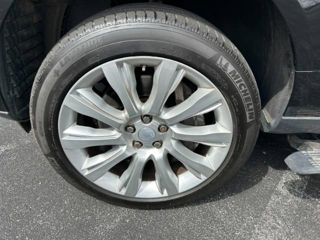 Used 2016 Land Rover Range Rover Long Wheelbase Supercharged image 37