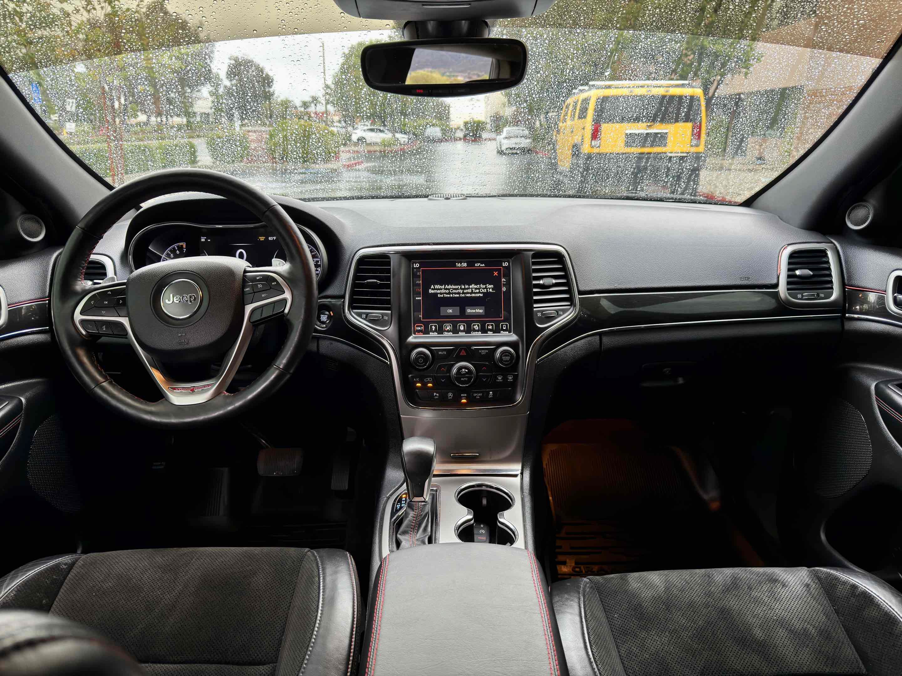 Used 2018 Jeep Grand Cherokee Trailhawk AWD/4WD image 24