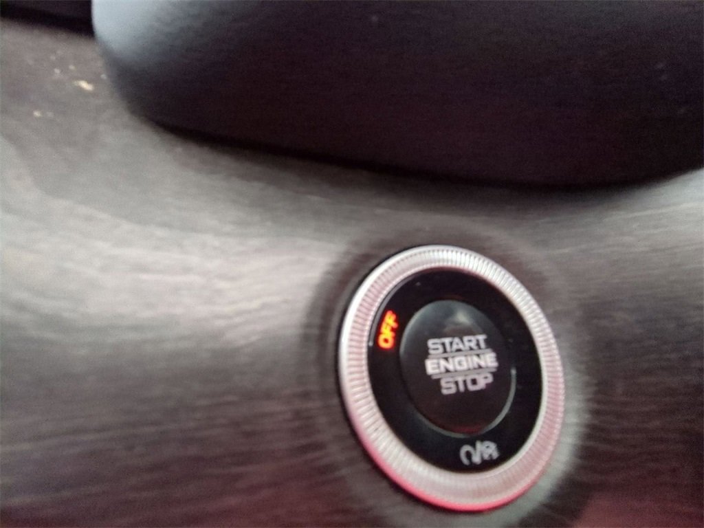 Used 2024 Jeep Grand Cherokee L Limited image 19