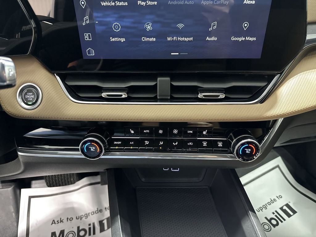 Used 2025 Chevrolet Equinox ACTIV image 17