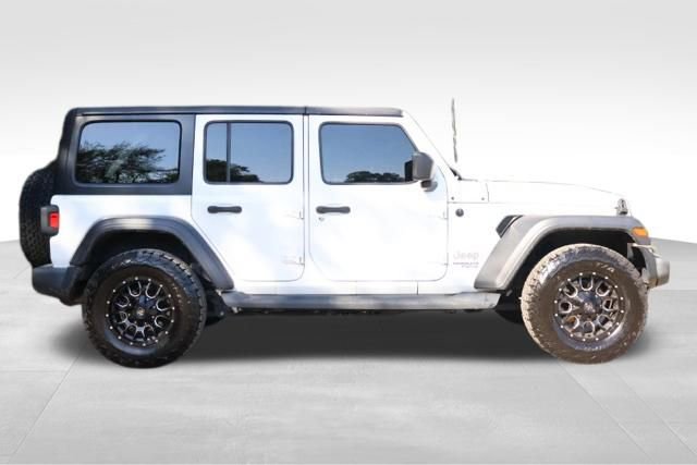 Used 2018 Jeep Wrangler Unlimited Sport S image 25