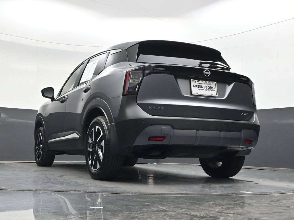 Certified 2025 Nissan Kicks SV AWD/4WD image 36