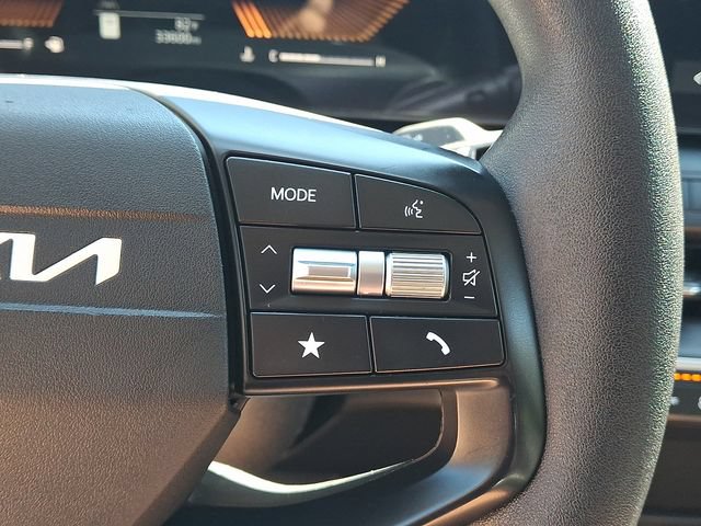 Certified 2025 Kia K4 FWD image 19