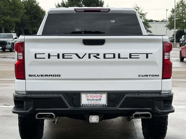 Used 2024 Chevrolet Silverado 1500 Custom Trail Boss w/ LPO, Dark Essentials Package AWD/4WD image 5