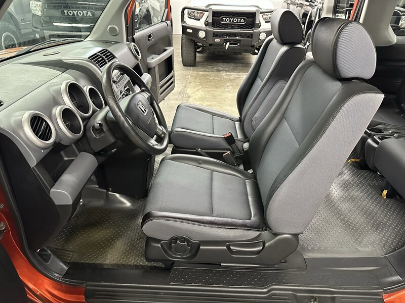 Used 2004 Honda Element EX image 14