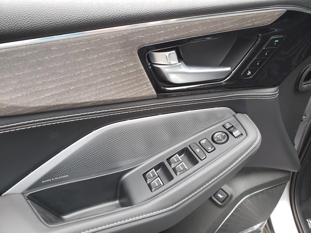 New 2026 Acura MDX w/ Advance Package image 10