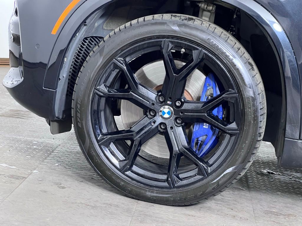 Used 2019 BMW X5 xDrive50i w/ M Sport Package image 11
