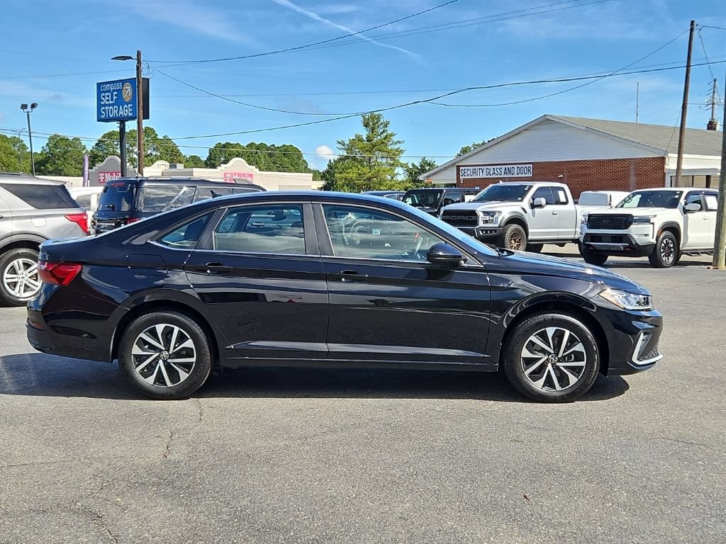 Used 2025 Volkswagen Jetta S FWD image 8