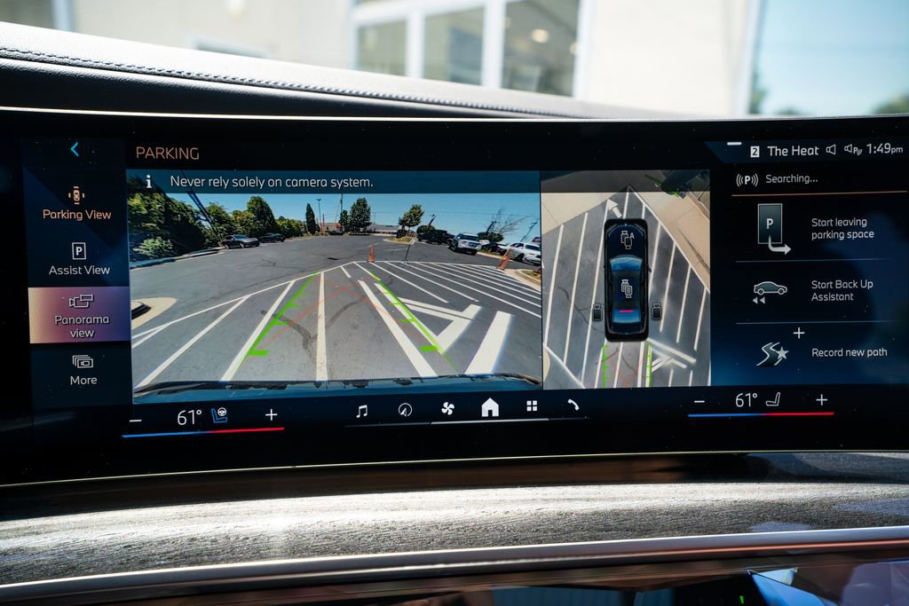 Used 2023 BMW i7 xDrive60 AWD/4WD image 38