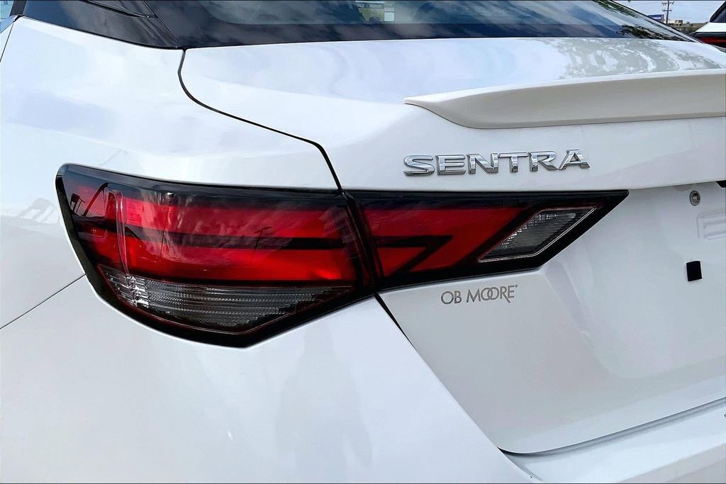 Used 2025 Nissan Sentra SR image 29