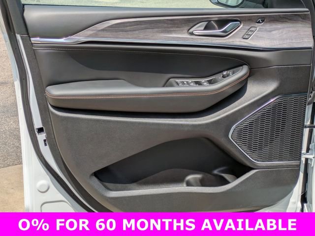 New 2025 Jeep Grand Cherokee L Overland w/ Advanced Protech Group III image 12