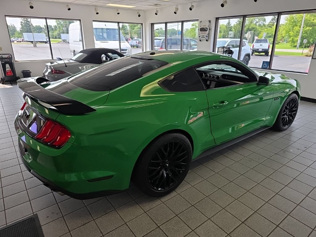 Used 2019 Ford Mustang GT Premium w/ GT Performance Package RWD image 6