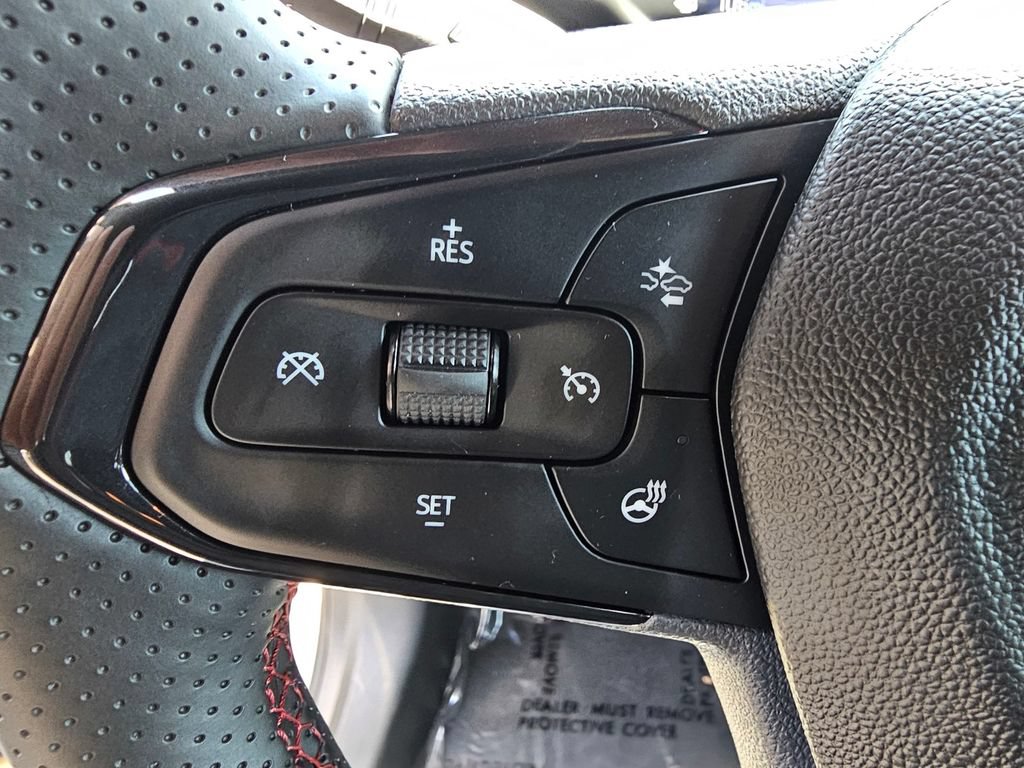 New 2026 Chevrolet Trax RS w/ Sunroof Package FWD image 22