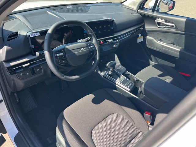 New 2026 Kia Sportage LX w/ LX Convenience Package AWD/4WD image 13