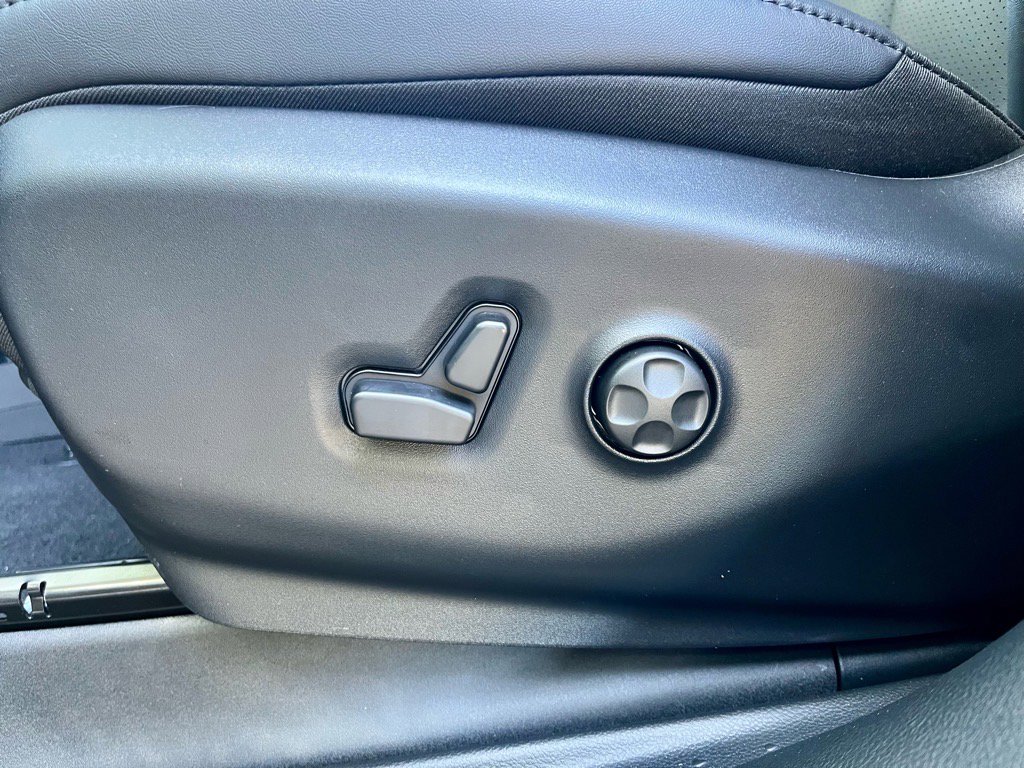 New 2026 Chrysler Pacifica Select image 20