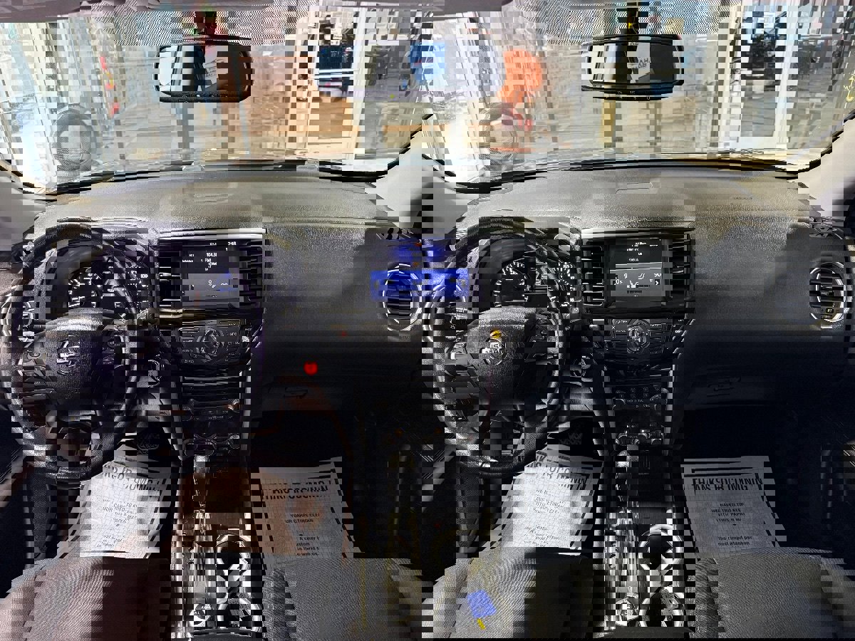 Used 2019 Nissan Pathfinder SV image 22