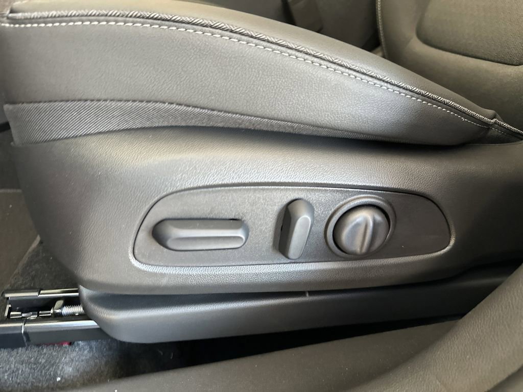 New 2026 Buick Encore GX Preferred w/ Comfort Package FWD image 14