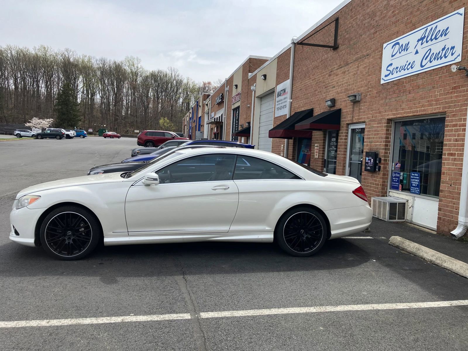 Used 2010 Mercedes-Benz CL 550 4MATIC image 17