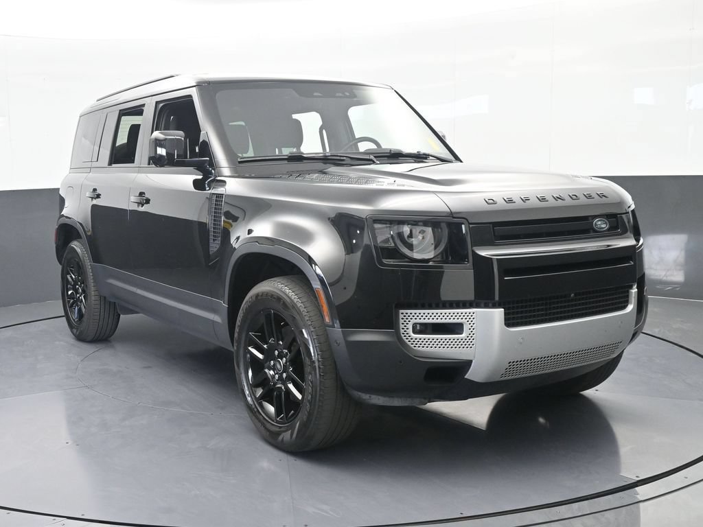 Used 2025 Land Rover Defender 110 S AWD/4WD image 9