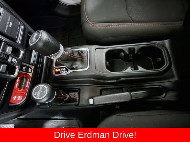Used 2023 Jeep Wrangler Unlimited Rubicon AWD/4WD image 18