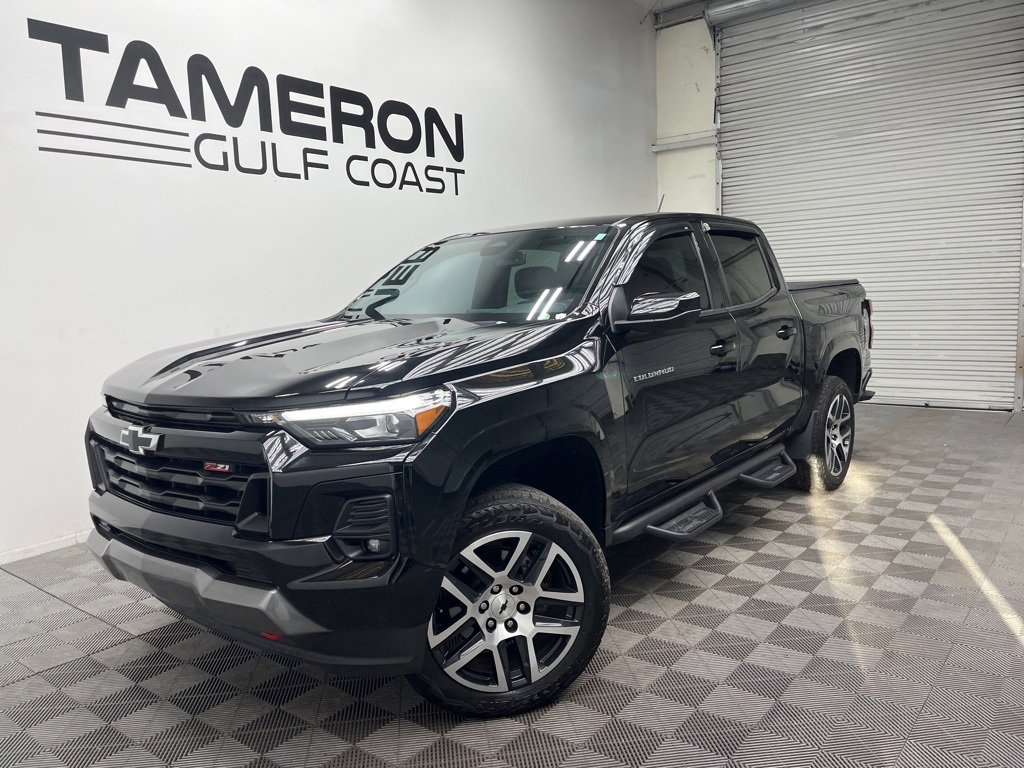 Used 2023 Chevrolet Colorado Z71 w/ Z71 Convenience Package 2