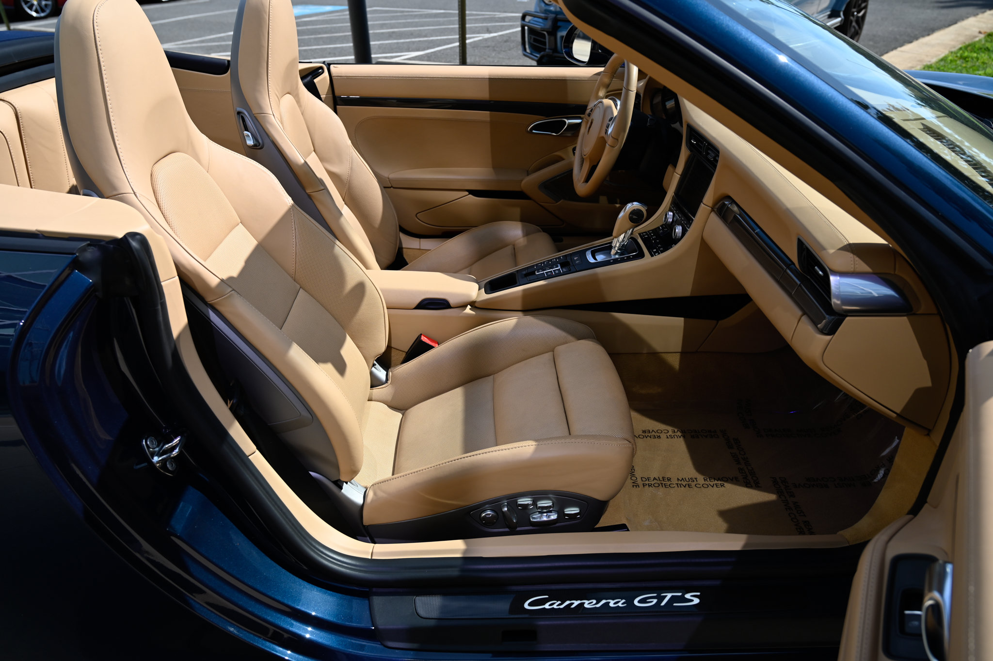 Used 2016 Porsche 911 Carrera GTS RWD image 39