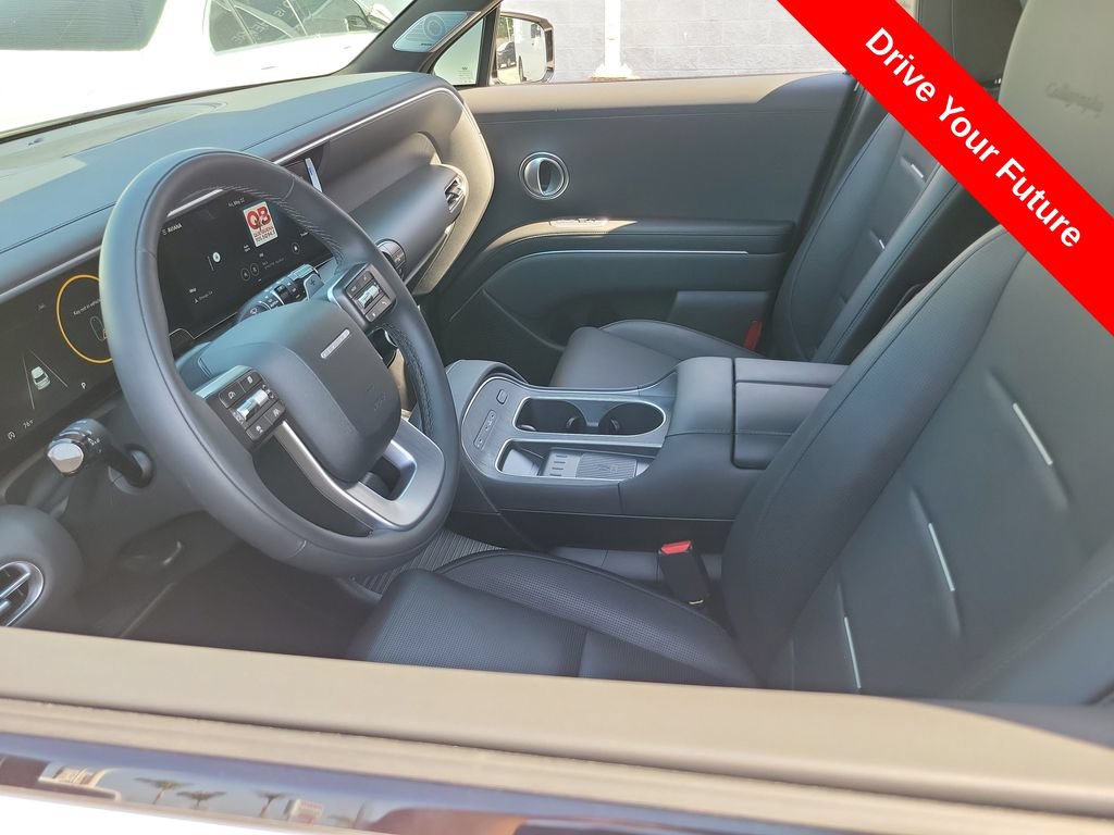 Used 2026 Hyundai Palisade Calligraphy FWD image 3