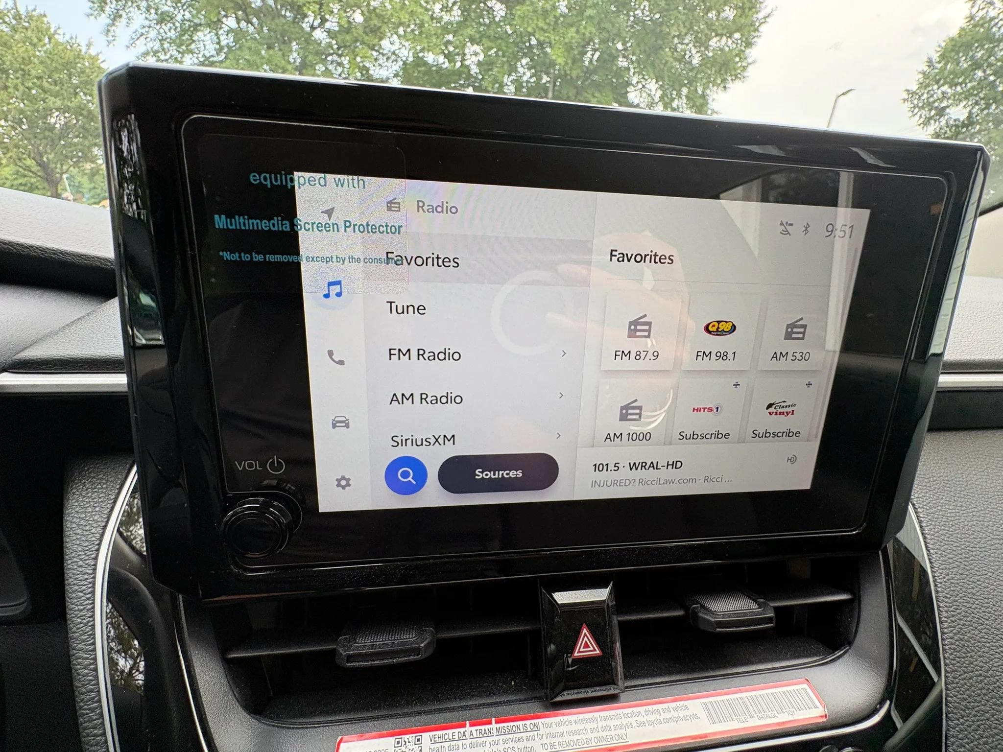 Used 2025 Toyota Corolla LE FWD image 38