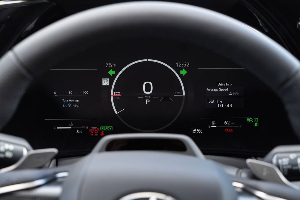 New 2026 Lexus TX 500h AWD image 26