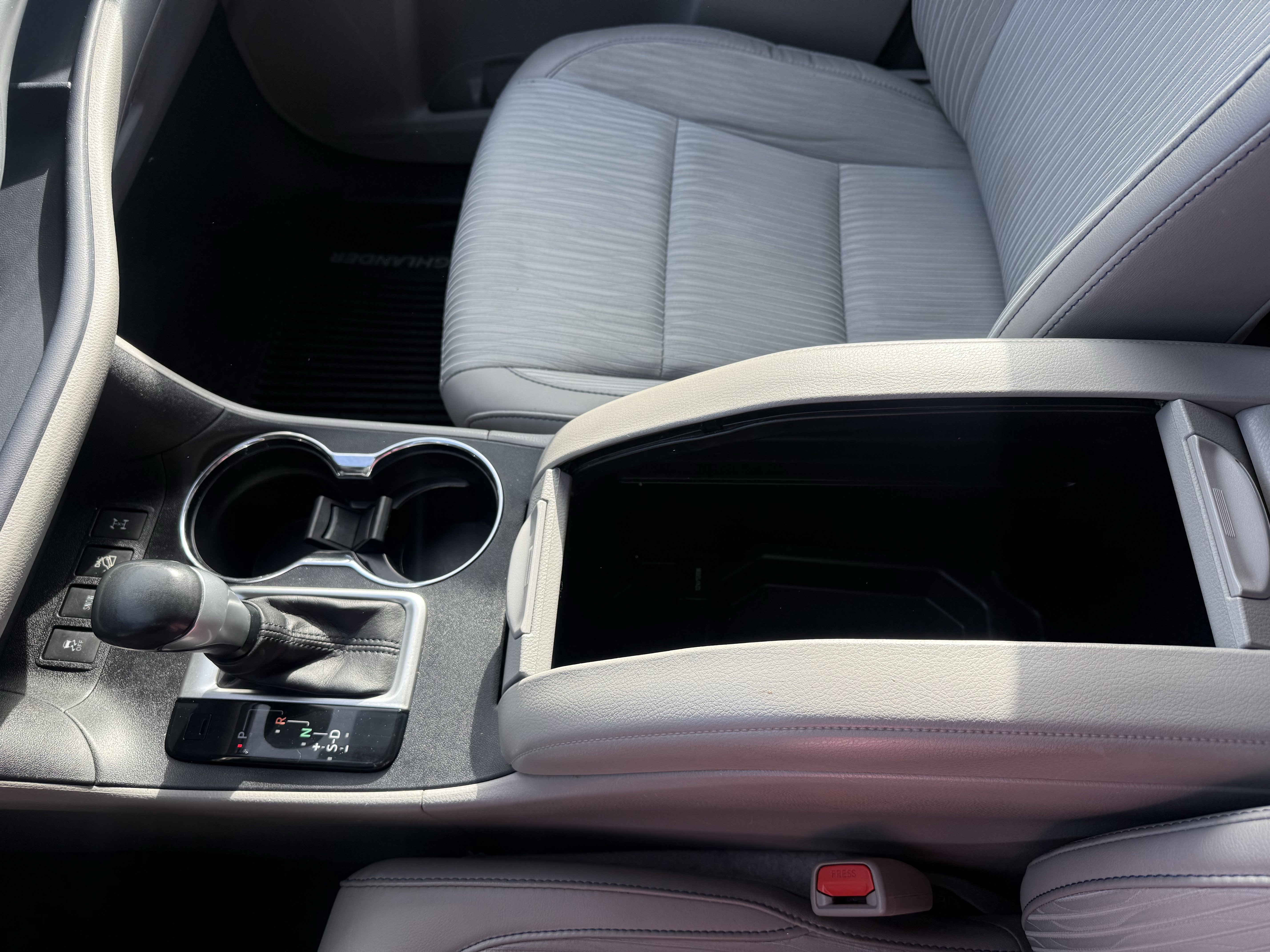 Used 2017 Toyota Highlander Plus image 20