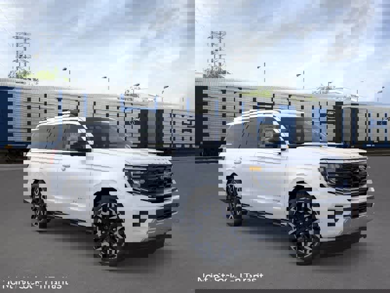 New 2026 Ford Expedition Platinum image 7