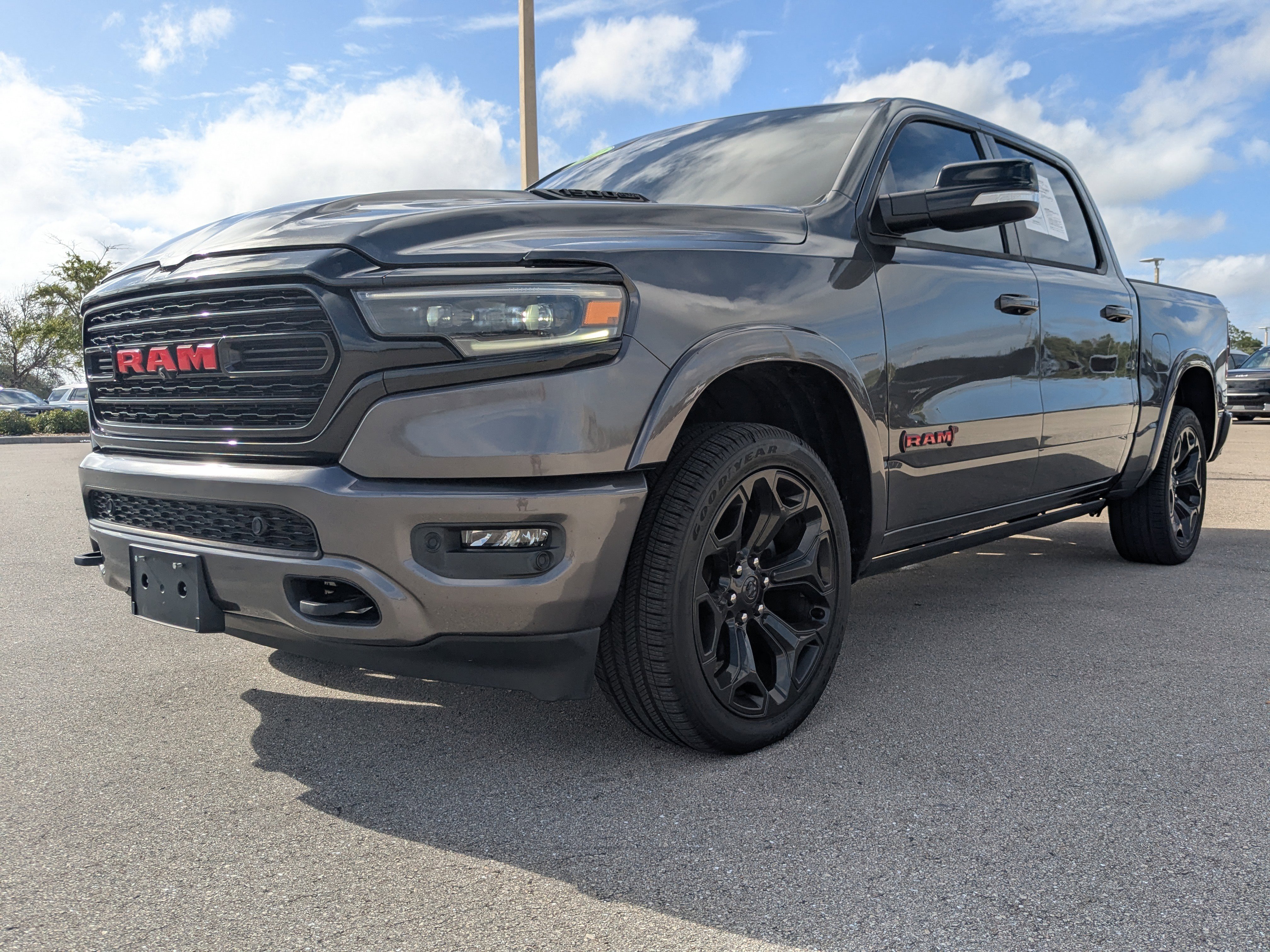 Used 2022 RAM 1500 Limited image 9