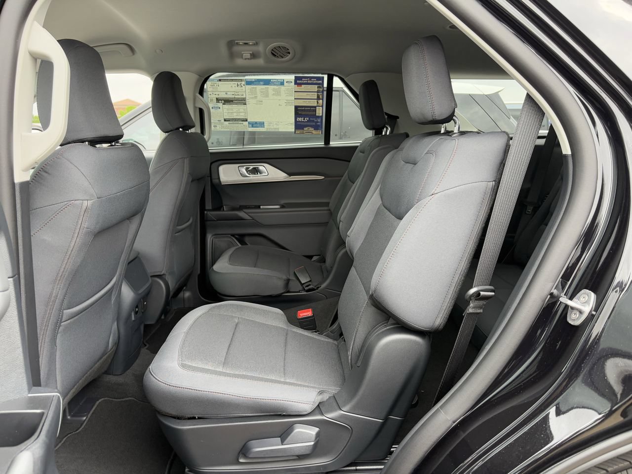 New 2026 Ford Explorer Active RWD image 24