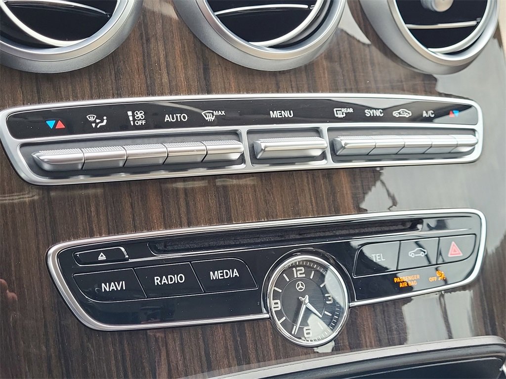 Used 2018 Mercedes-Benz C 300 4MATIC Sedan w/ Premium Package image 28