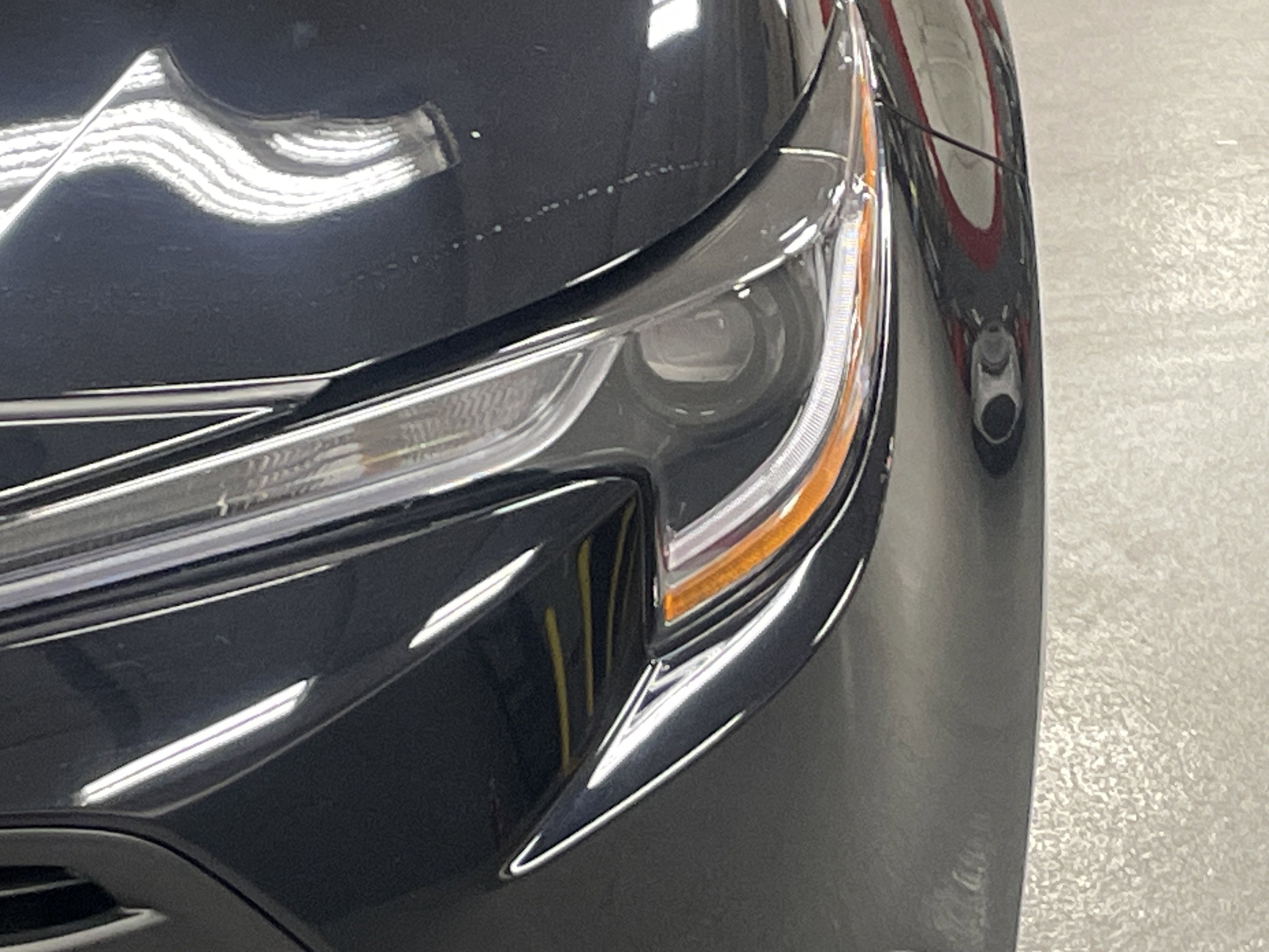 Used 2025 Toyota Corolla LE image 6