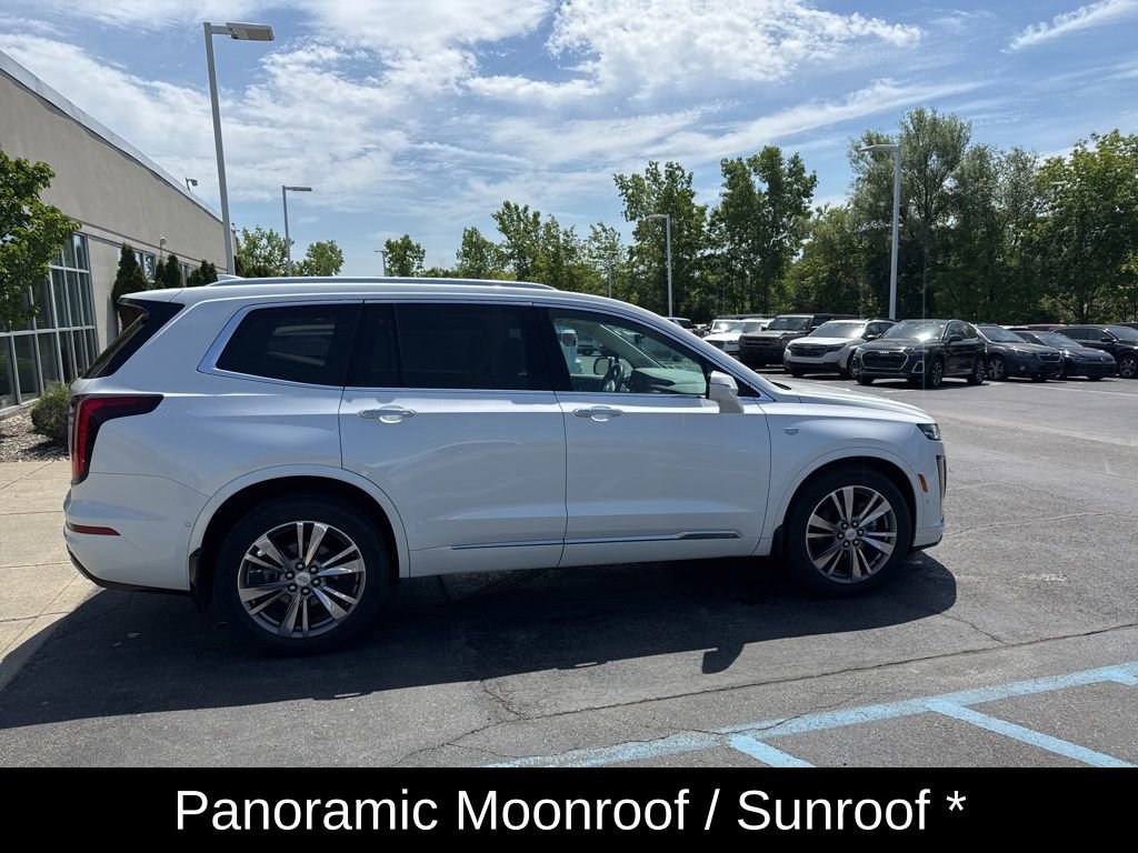 Used 2021 Cadillac XT6 Premium Luxury AWD/4WD image 6