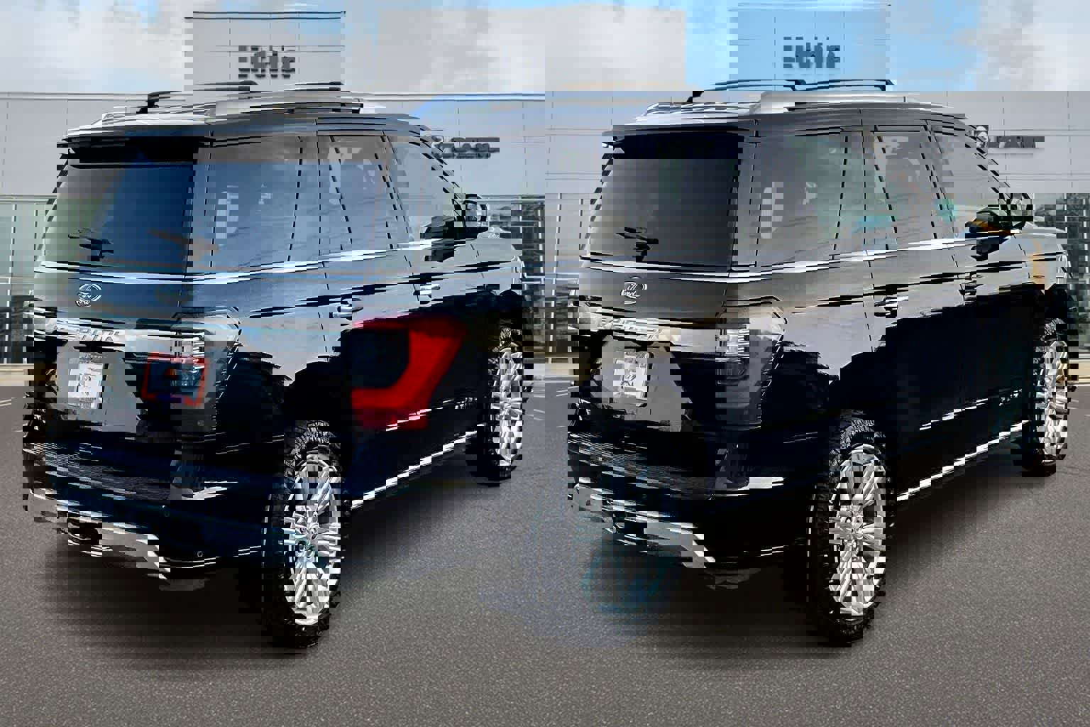 Used 2021 Ford Expedition Platinum AWD/4WD image 23