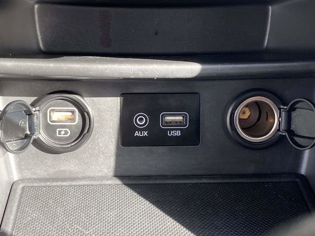 Used 2021 Hyundai Kona SE image 27