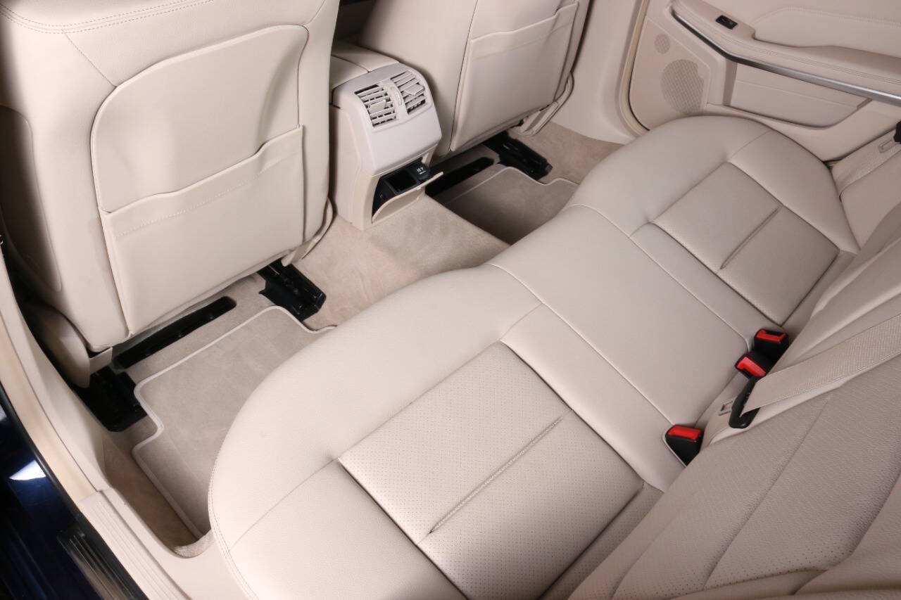 Used 2016 Mercedes-Benz E 350 Sedan image 52
