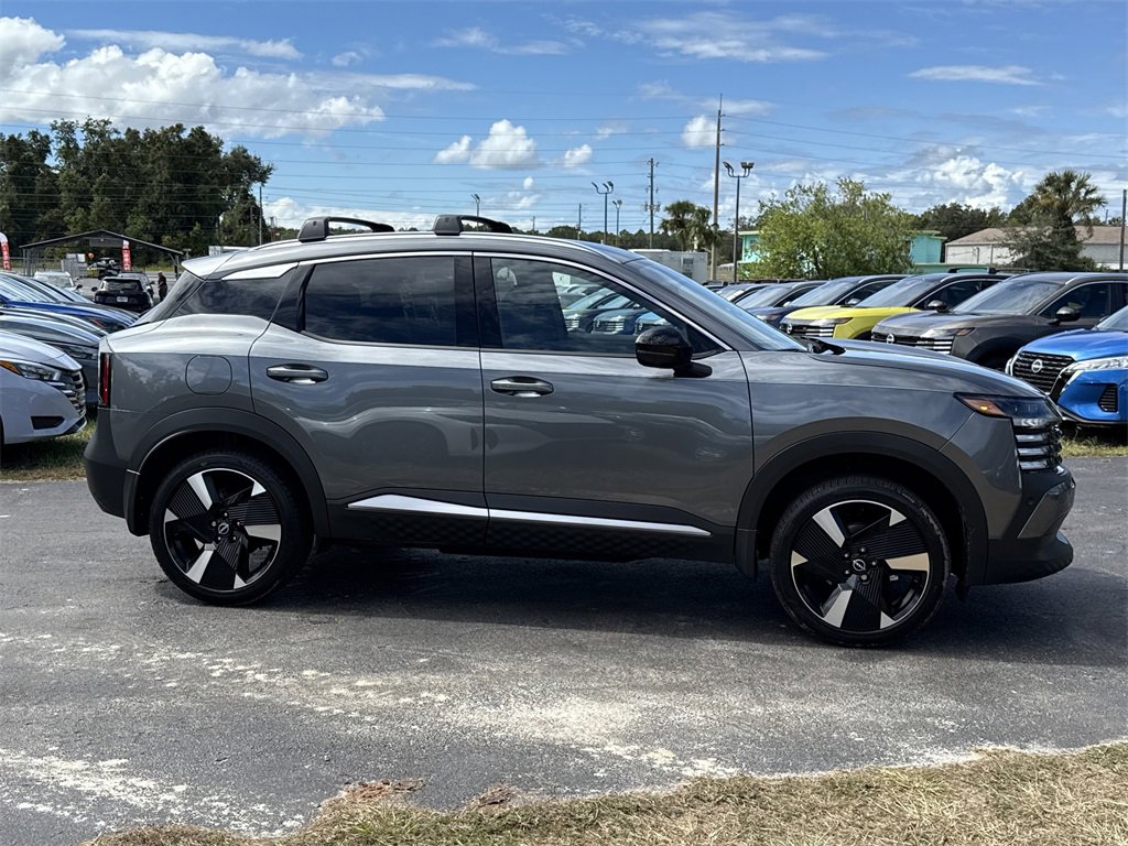 New 2026 Nissan Kicks SR image 5