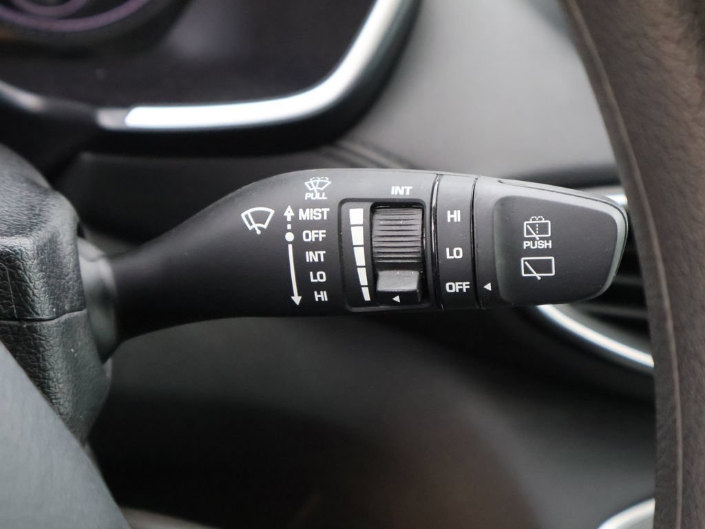 Used 2023 Hyundai Santa Fe SE FWD image 28