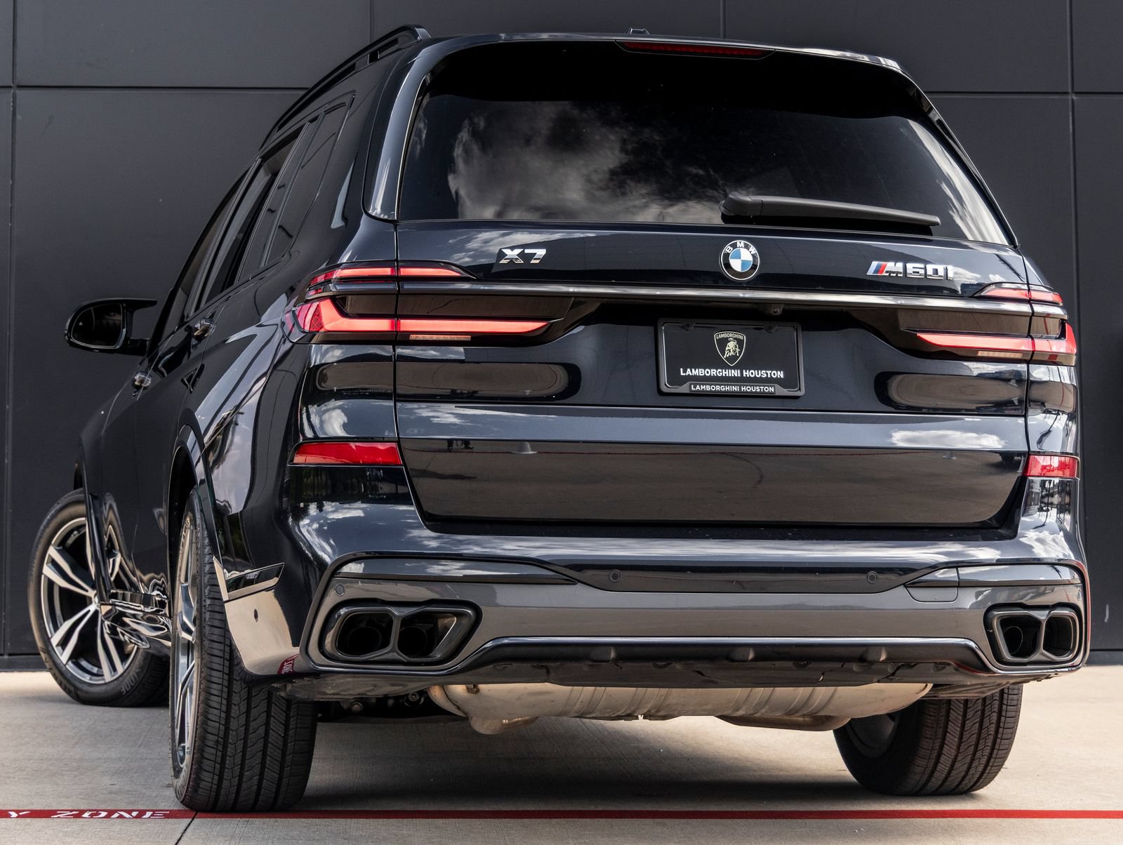 Used 2026 BMW X7 M60i AWD/4WD image 6