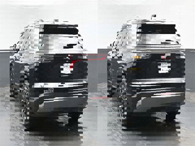 New 2026 Chevrolet Equinox LT image 12