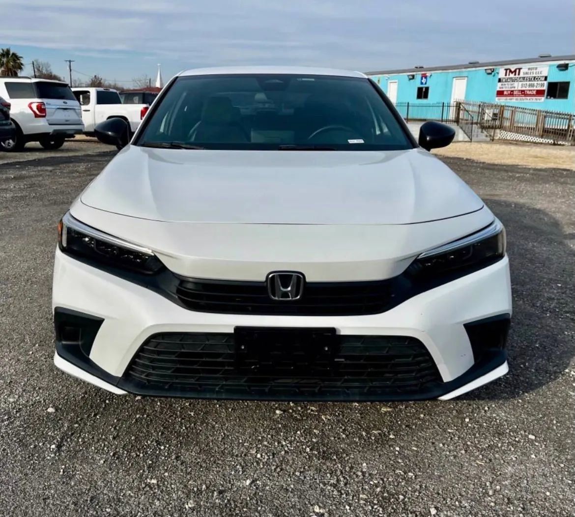 Used 2022 Honda Civic Sport image 2