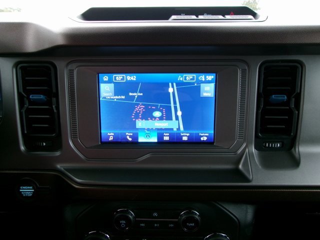 Used 2022 Ford Bronco Outer Banks image 16