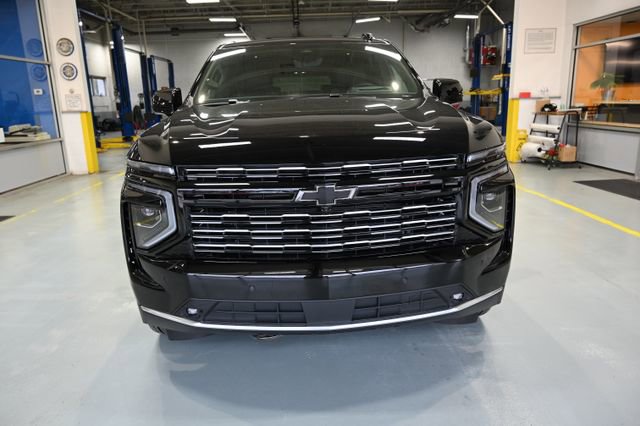 New 2026 Chevrolet Suburban High Country AWD/4WD image 2