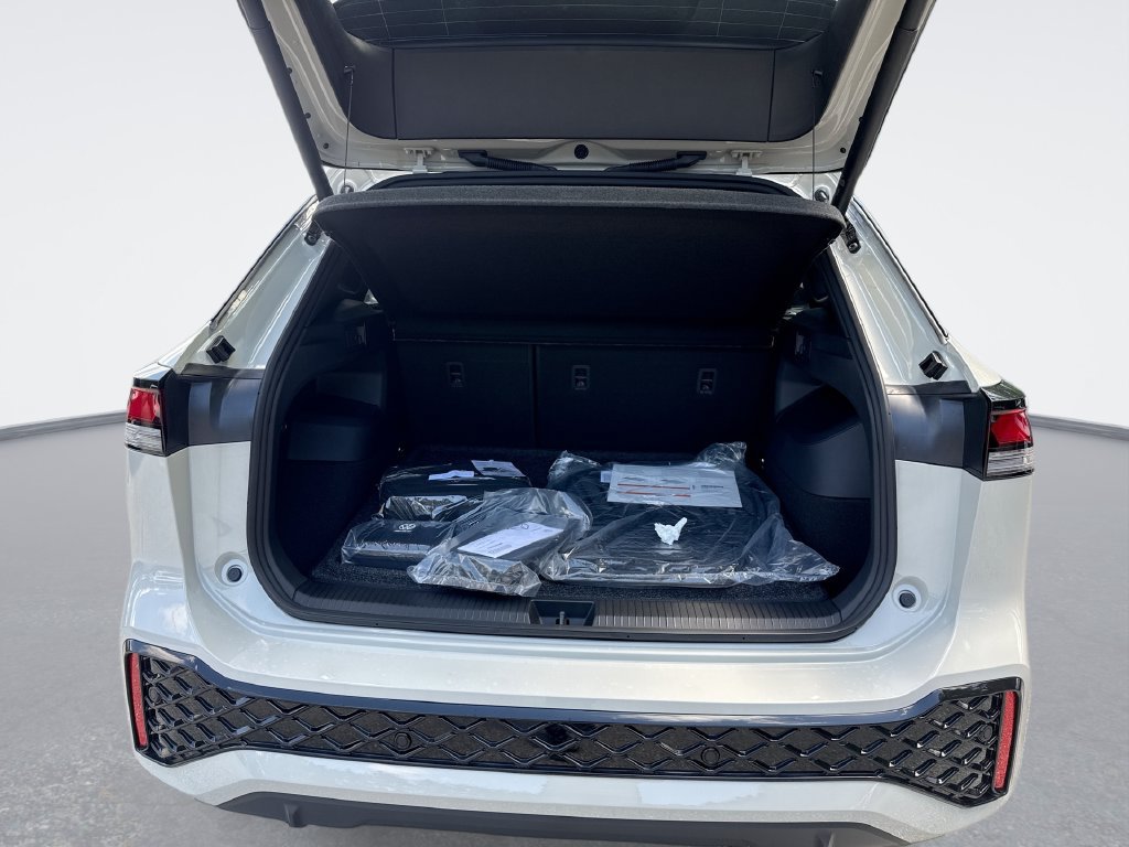 New 2026 Volkswagen Tiguan SE R-Line AWD/4WD image 21