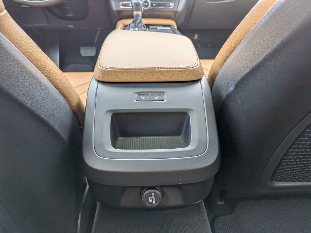 Used 2019 Volvo V90 T5 Cross Country w/ Protection Package Premier AWD/4WD image 16